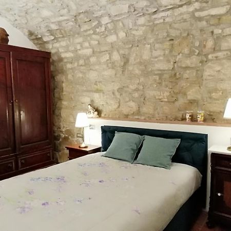דירות גרבה אין קיאנטי Iris Nel Borgo מראה חיצוני תמונה