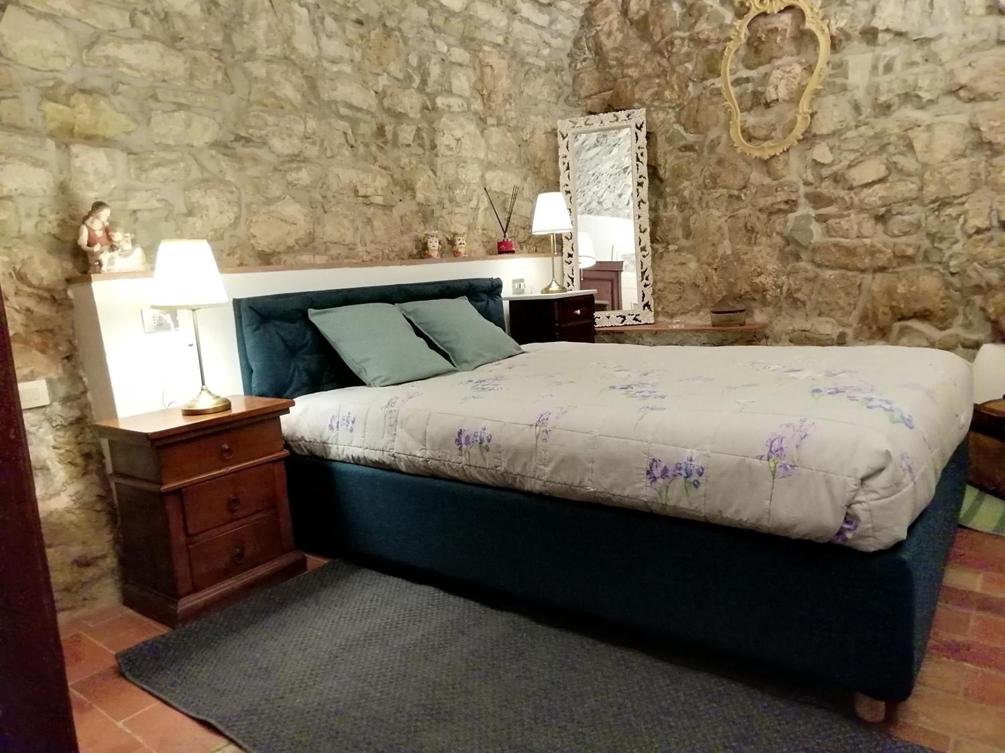 דירות גרבה אין קיאנטי Iris Nel Borgo מראה חיצוני תמונה